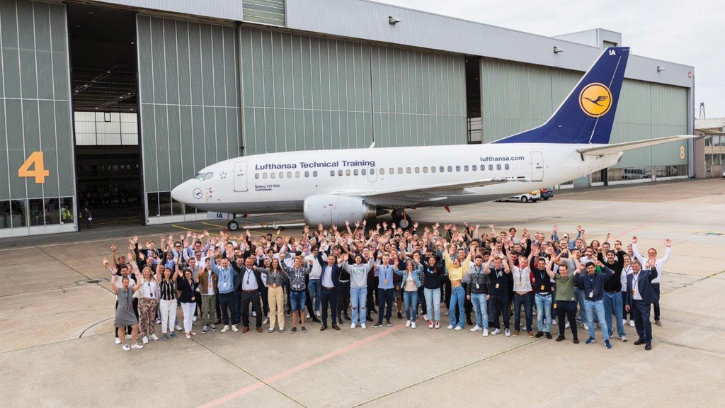 Lufthansa Technik Redoubles Apprentice Training Efforts as Need for Technicians Grows
